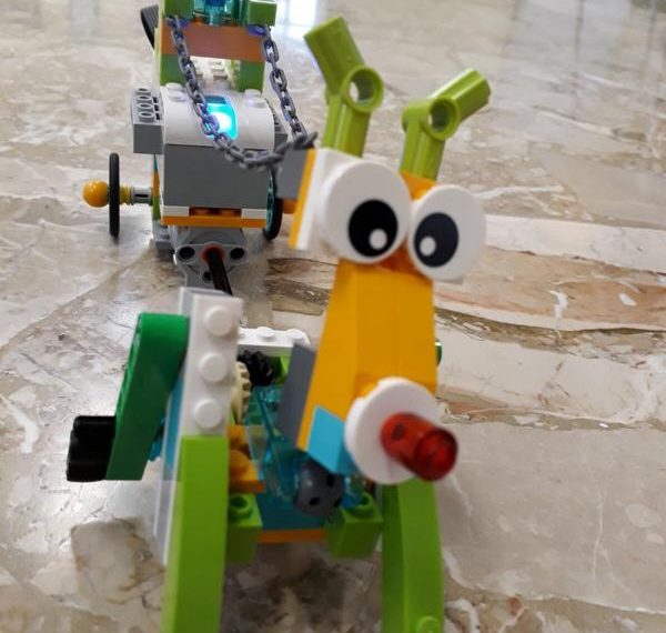 Ferngesteuertes Lego