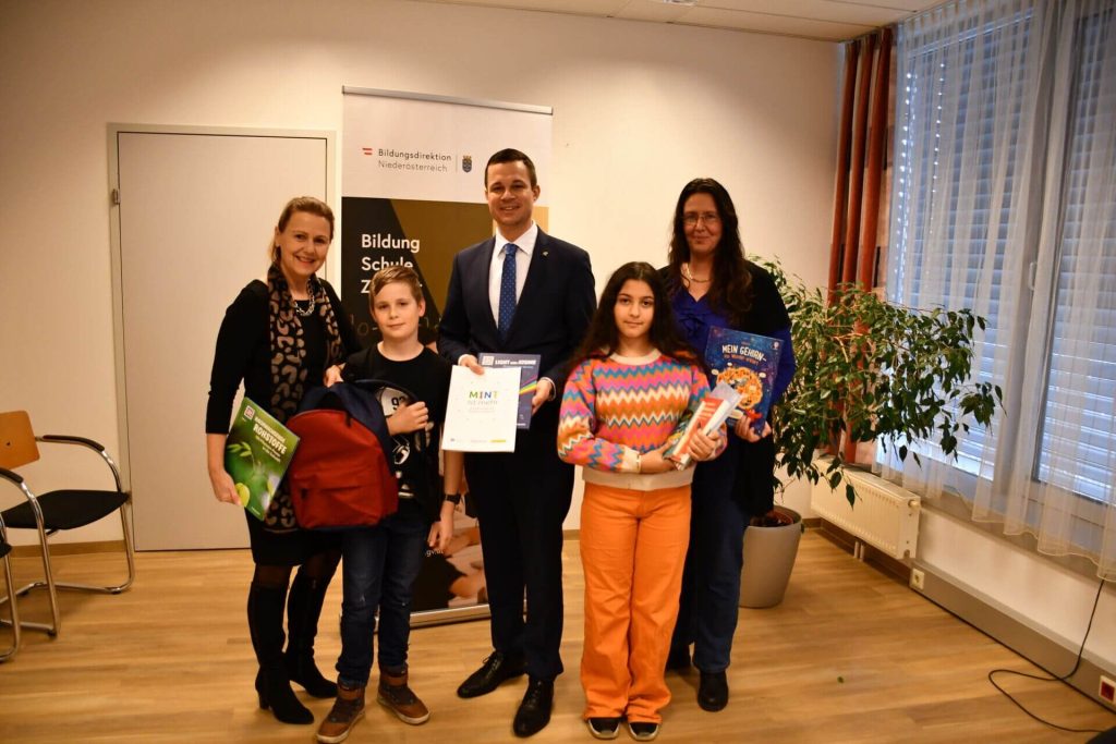 miint rucksacküberreichung