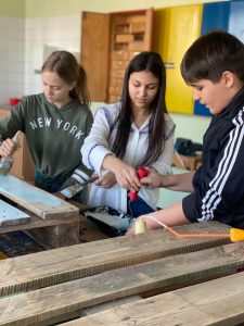 Sitzecke gestalten - Werkprojekt der 2b werkprojekt dinc1